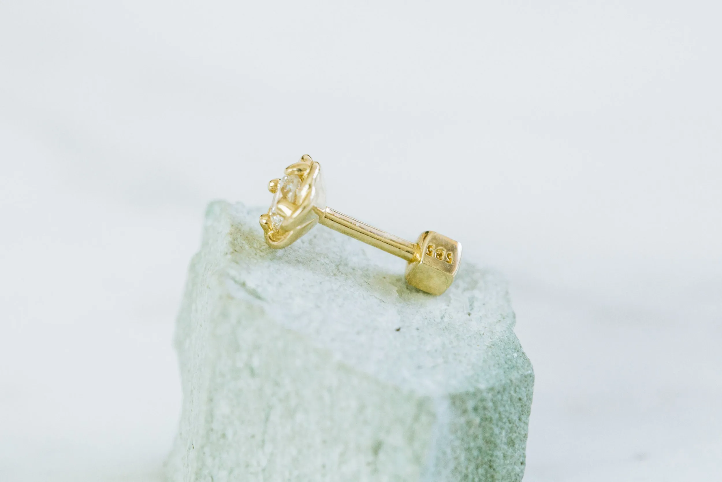 14k Gold Cubic Round Flower Barbell Ear Stud Piercing