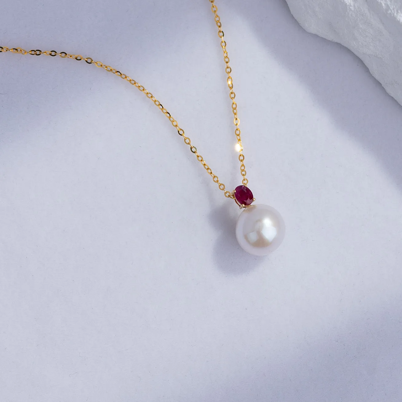 18K Solid Gold Pearl Necklace KN00107