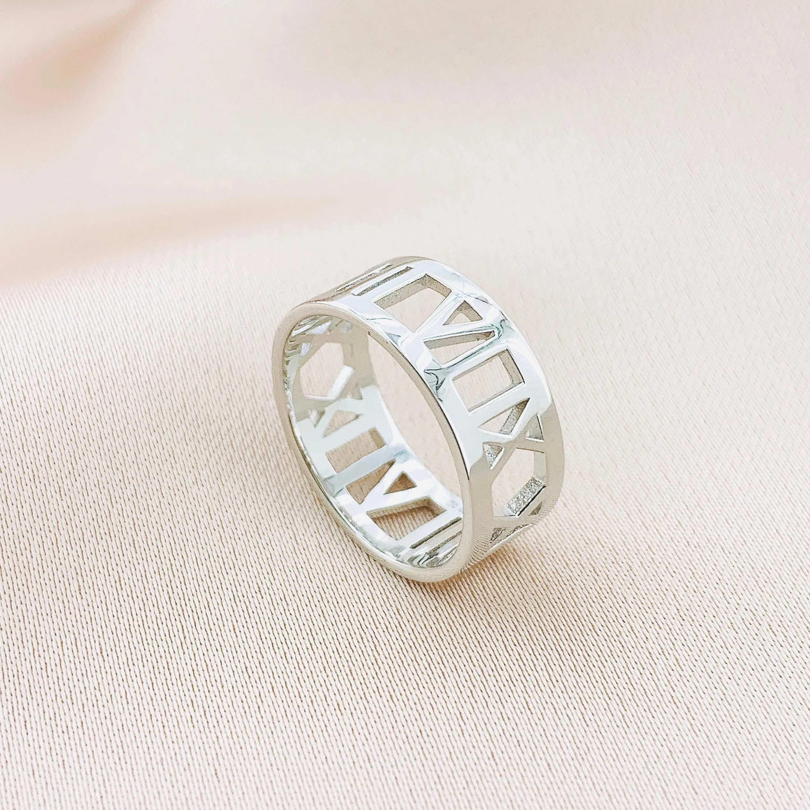 925 Silver Roman Numerals Plain Ring