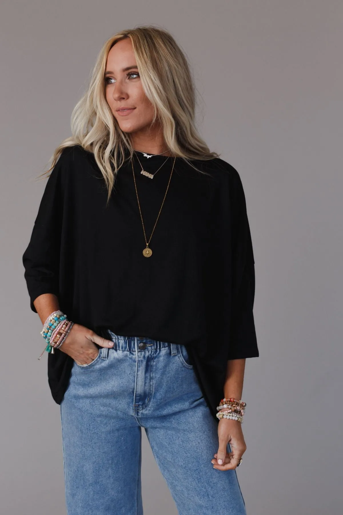 Cozy Cool Oversized Tee - Black