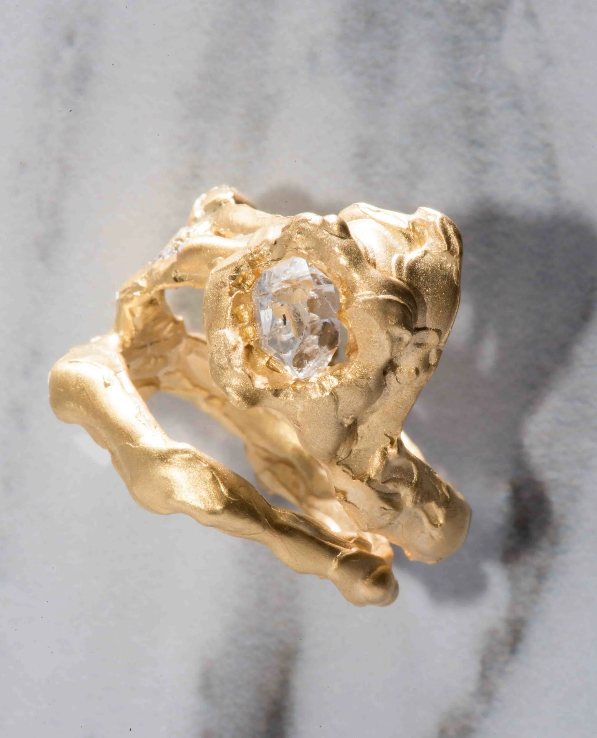 Leo Ring