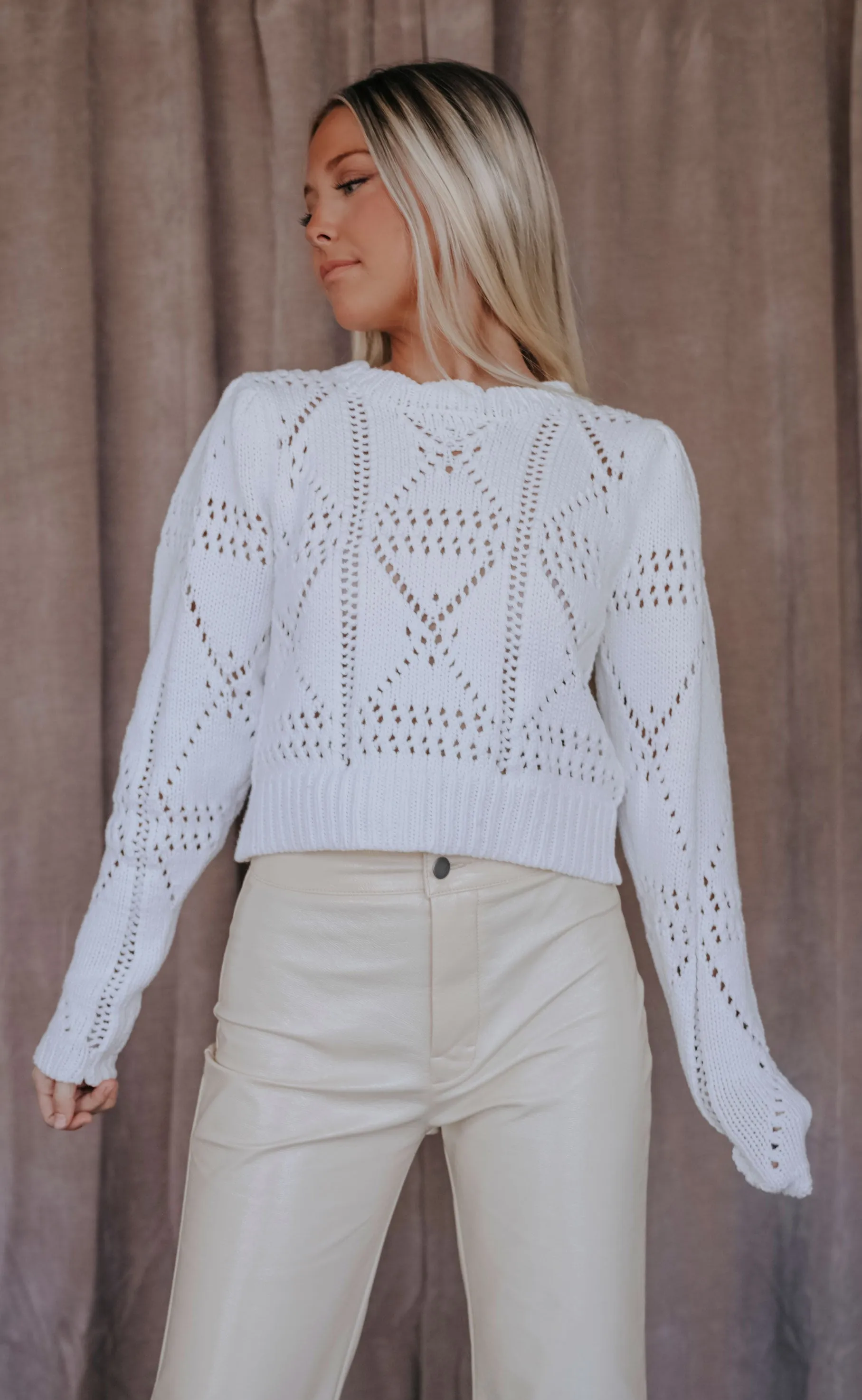 minkpink: cara crochet jumper