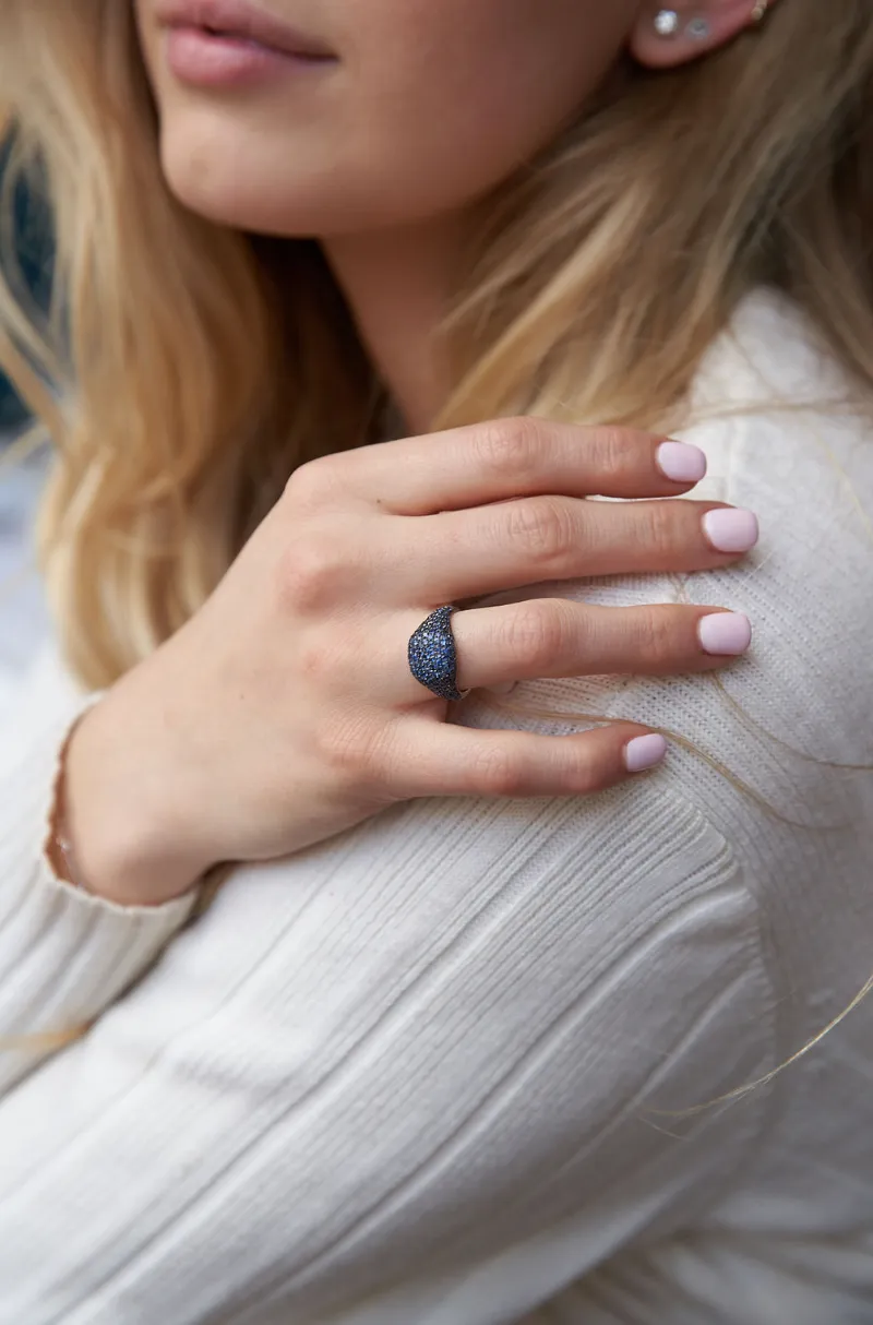 Pavé Sapphire Signet Ring