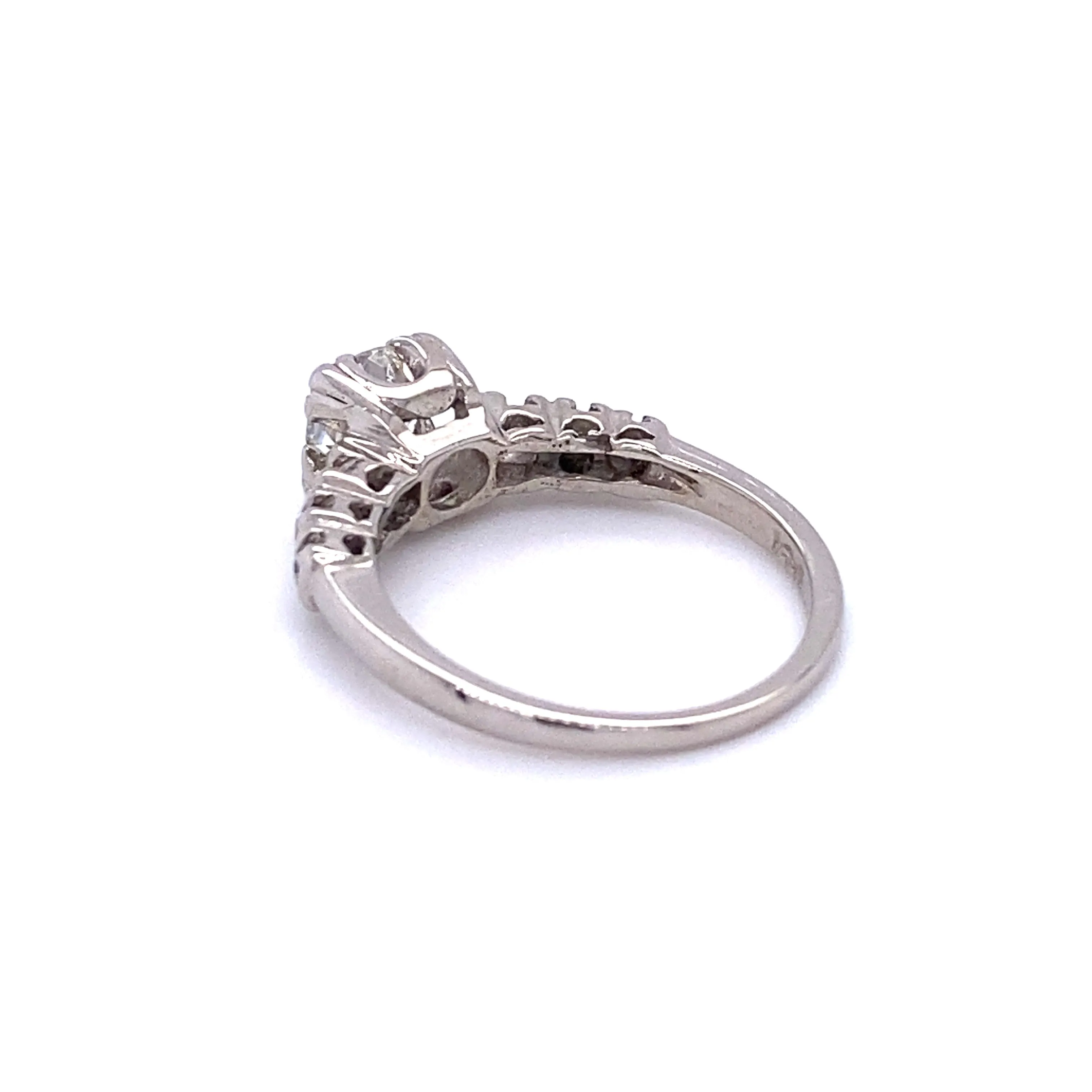 VVS2 I European Cut Diamond Ring