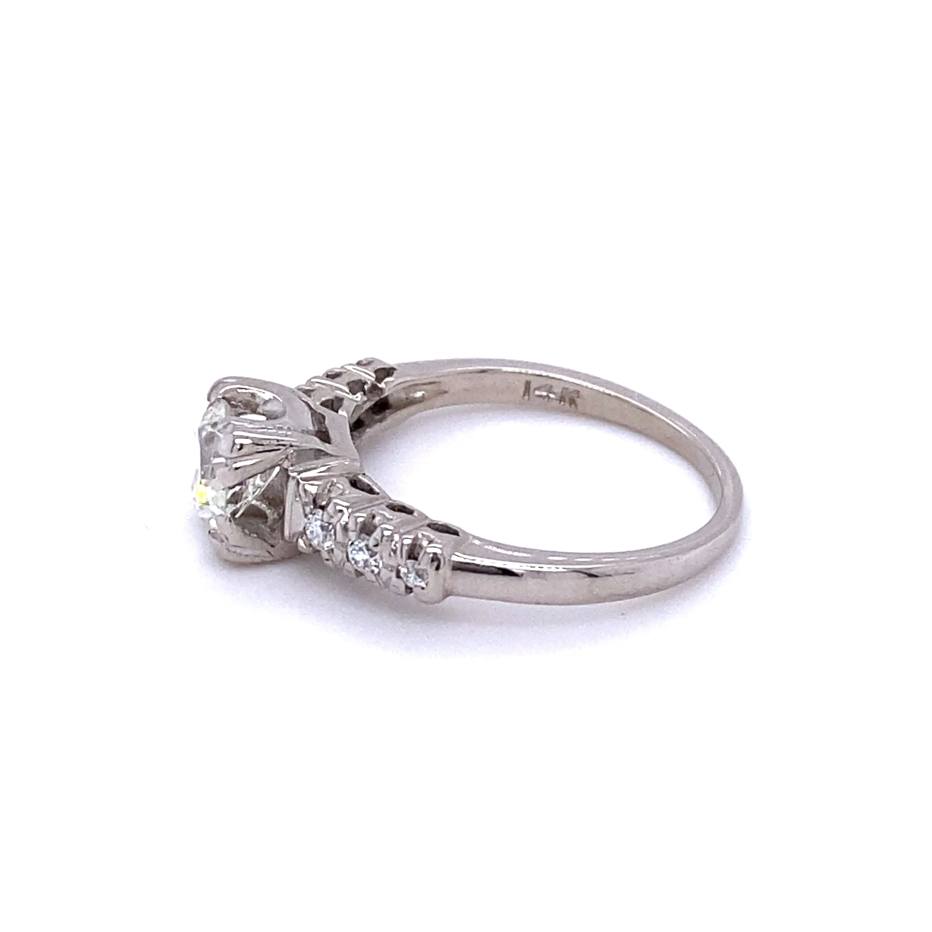 VVS2 I European Cut Diamond Ring