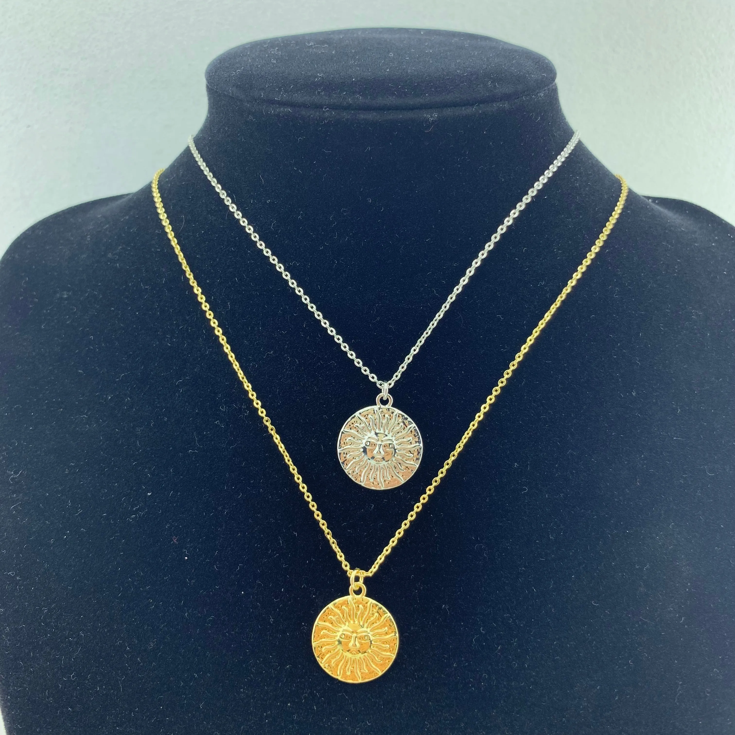 Women's Fashion Pendant Necklace